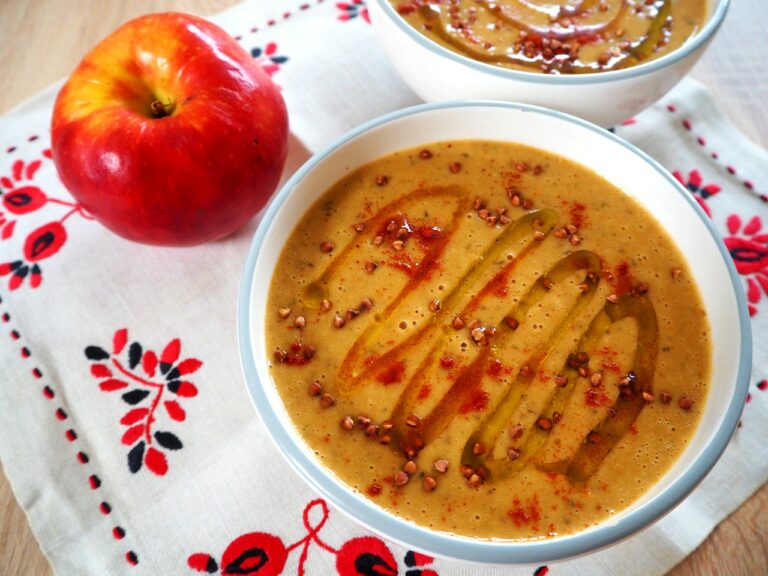 Zupa krem z fasoli i jabłek