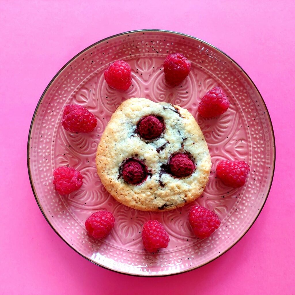 Malinowe-ciastka-z-kokosem