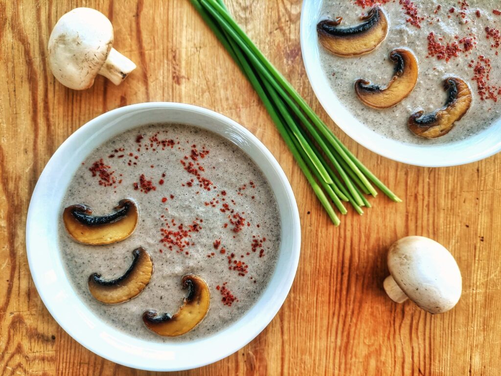 Krem-pieczarkowy-z-tahini-1